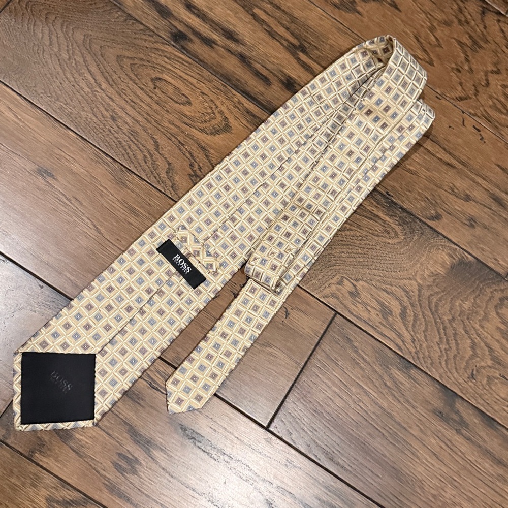Hugo boss tie - Picture 4 of 5